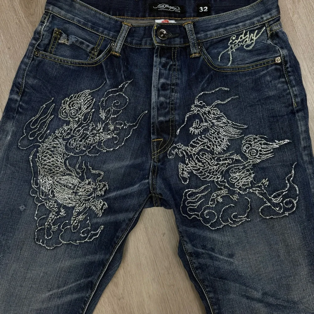 Ed Hardy Dark Blue Relaxed Men's Jeans - Picture 2 of 5